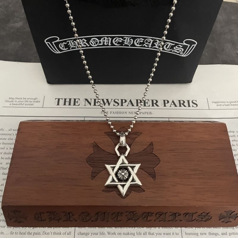 Ch**me He**ts necklaces